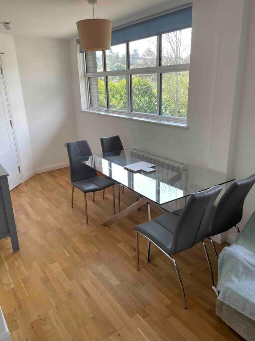 2 Bed City Centre Flat Bath Eksteriør bilde